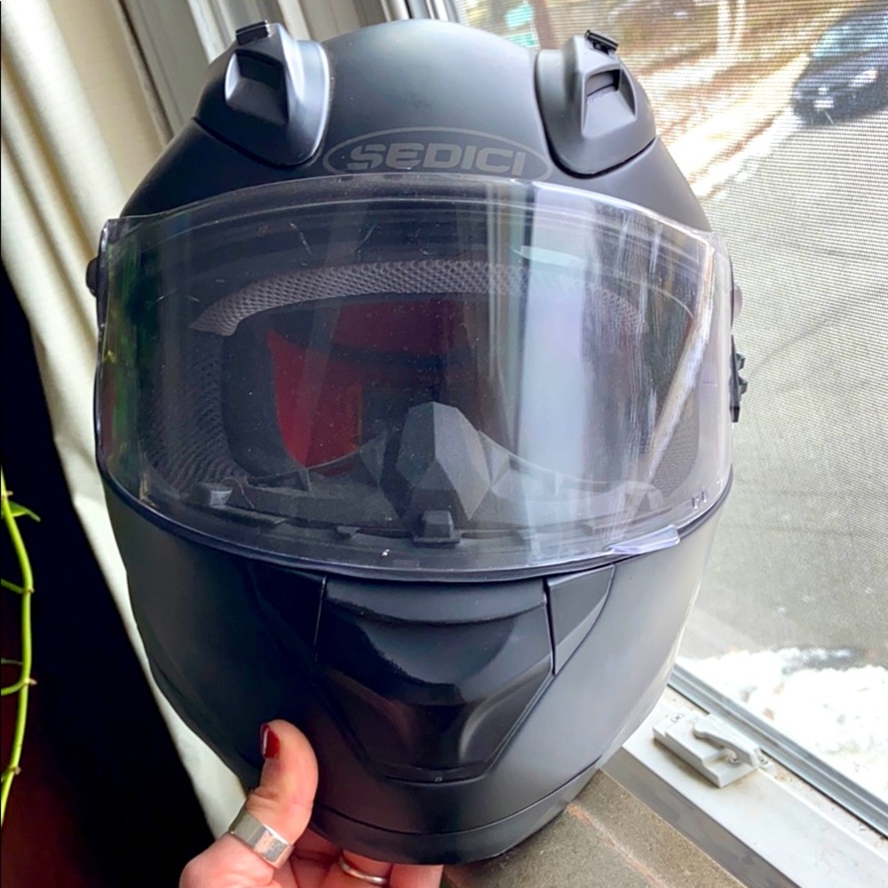 Sedici helmet